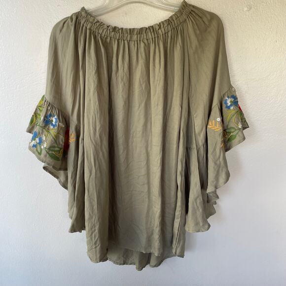 Altar’d State Size XS Emnroidered Khaki babydoll - Picture 7 of 9